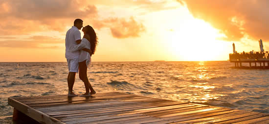 10 Best Honeymoon Hotels in Maldives 2018, Most Romantic Maldives Resorts, Amazing deals on top 10 best romantic hotels and resorts in Maldives. Book with us to make sure you're getting the best accomodation  at the best price, beat honeymoon villas